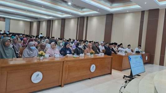 grand launching universitas darunnajah, konferensi internasional, kiai pesantren, pesantren se-asia tenggara, ratusan pesantren, ulama, pesantren se indonesia, perguruan tinggi darunnajah, universitas darunnajah jakarta selatan, universitas jakarta selatan, daftar kuliah, kuliah murah, kuliah berkualitas, universitas berbasis pesantren, universitas islam jakarta selatan